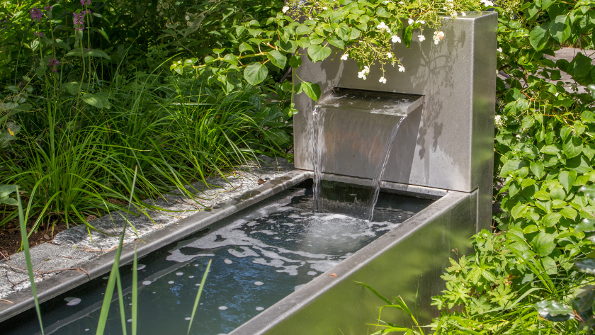 How to Create a Stylish Yet Safe Water Feature